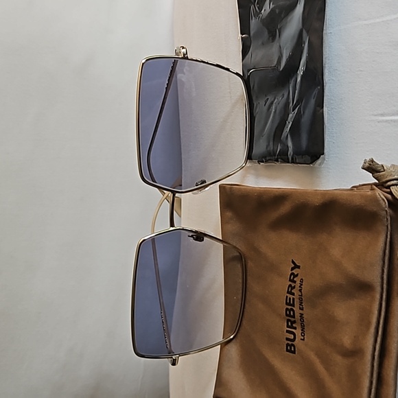 Authentic Burberry BE3133 DAPHNE - Picture 4 of 7